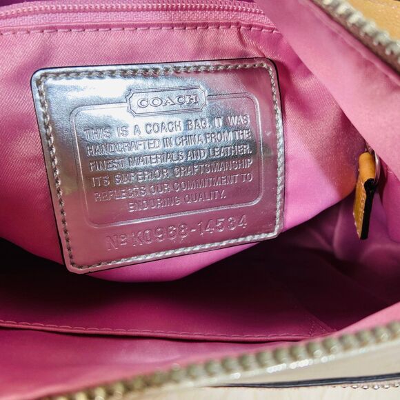 Coach Bag - Picture 10 of 12